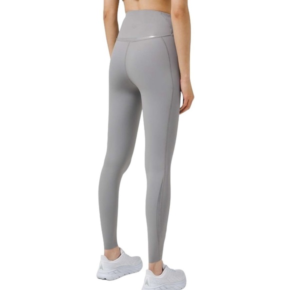 Lululemon Gloss Trim Run Super High-Rise Tight 28" in Rhino Grey Size 4 - Picture 1 of 8